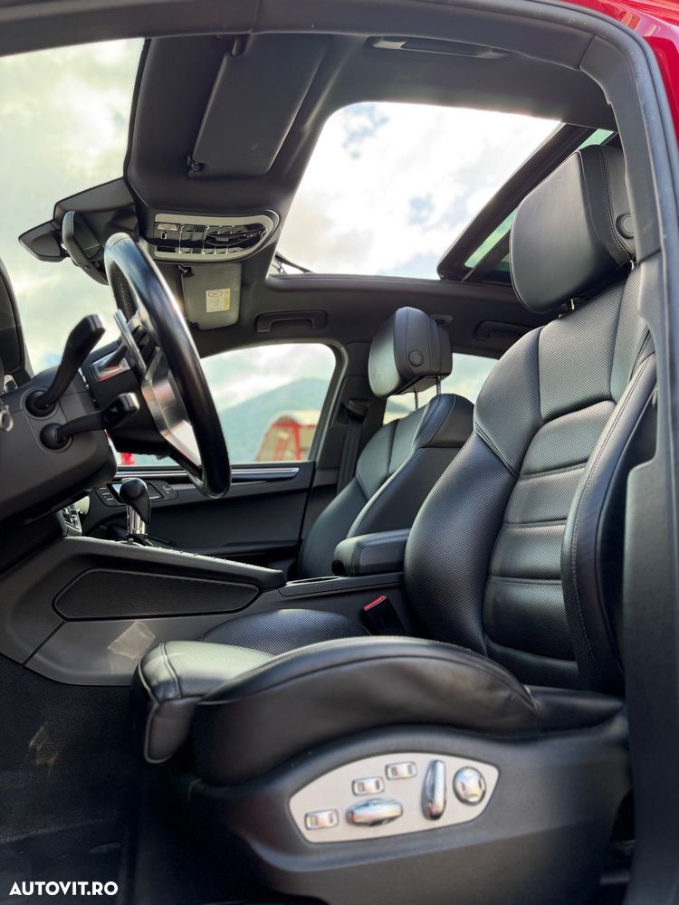 Porsche Macan S - 18