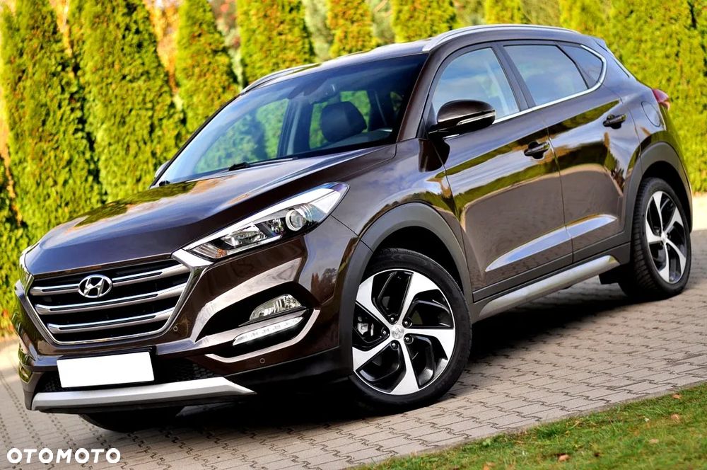 Hyundai Tucson 1.7 CRDI BlueDrive Style 2WD - 7