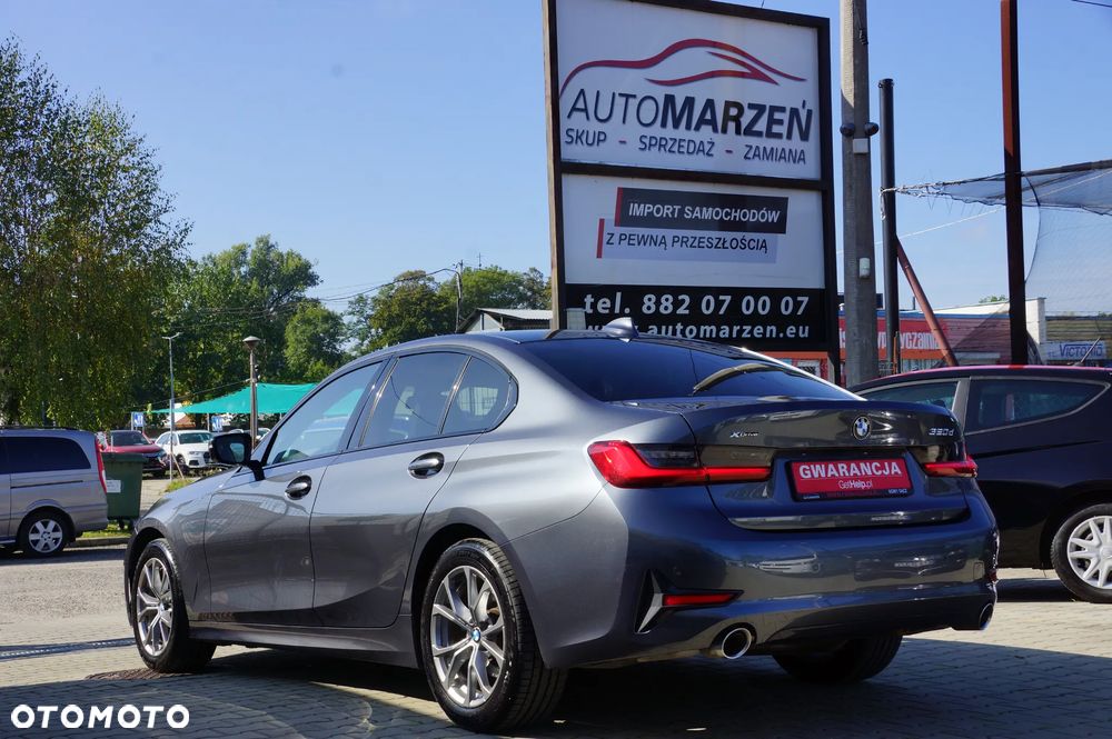 BMW Seria 3 320d xDrive Sport Line - 7