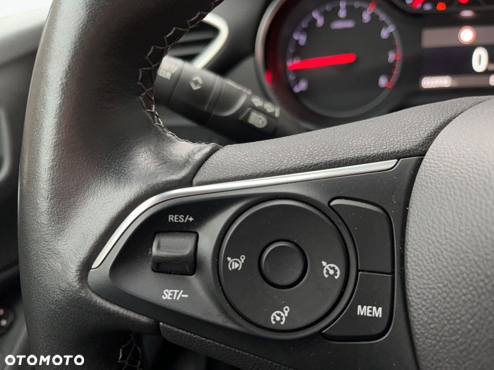 Opel Crossland X - 25