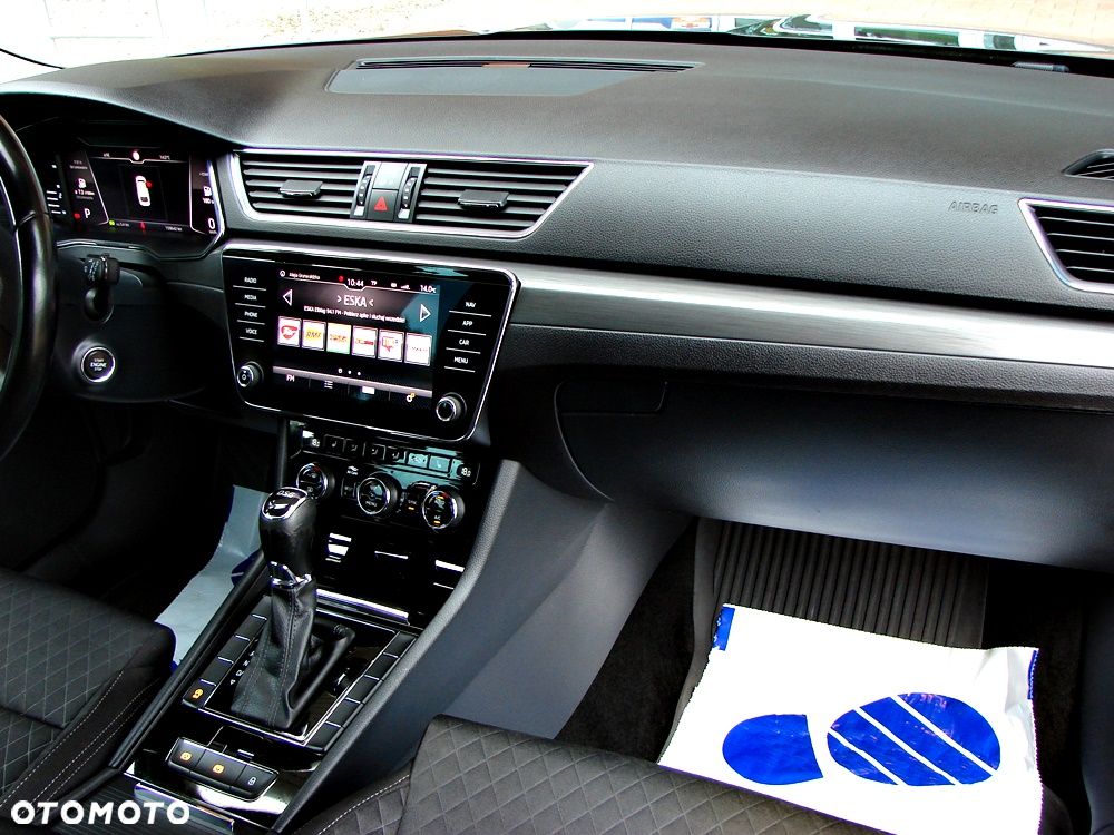 Skoda Superb 2.0 TDI DSG Style - 22