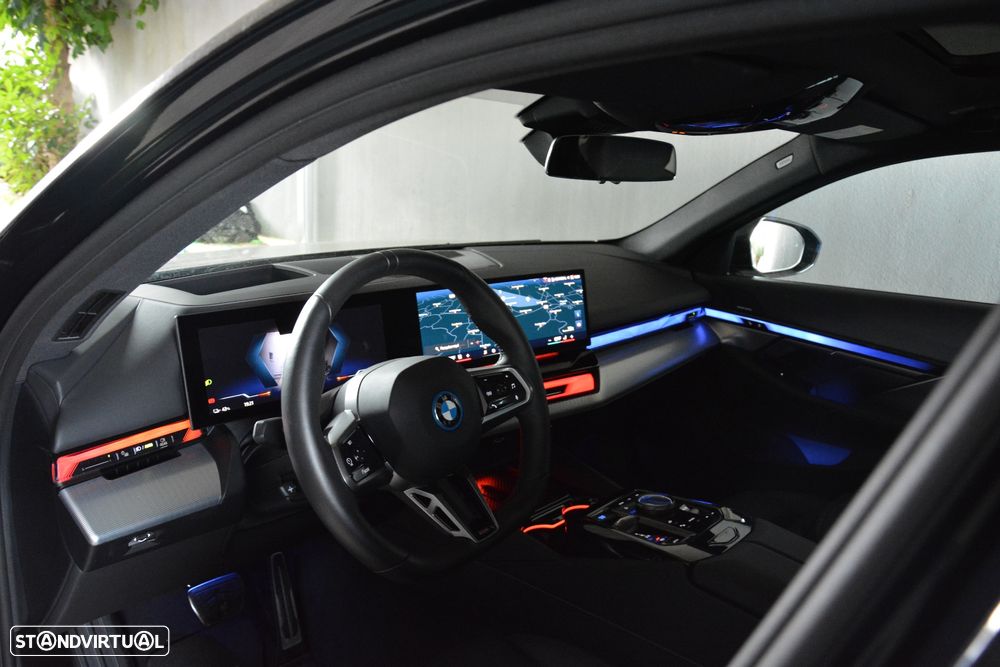 BMW i5 eDrive40 Pack Desportivo M Pro - 18