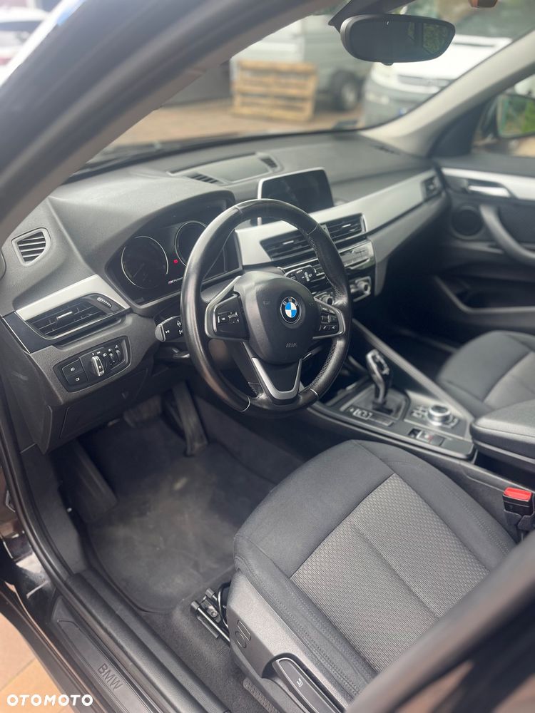 BMW X1 sDrive18i - 10