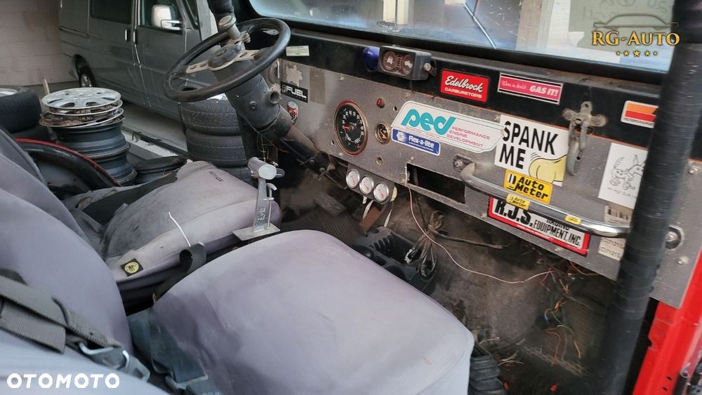 Jeep CJ - 13
