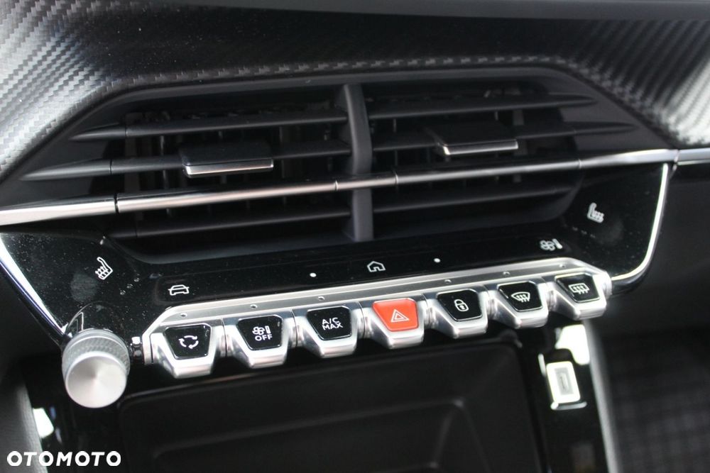 Peugeot 2008 - 30