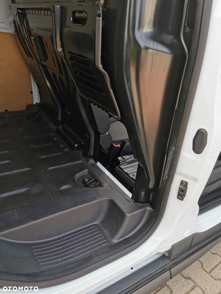 Ford Connect - 14
