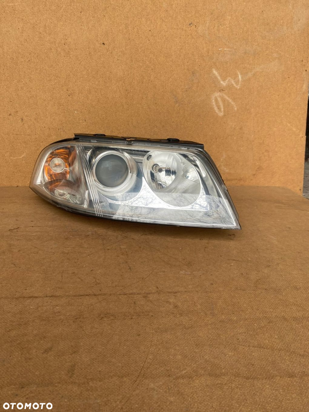 VW PASSAT B5 LIFT 01-05 LAMPA PRAWY PRZÓD KOMPLETNA, EUROPA - 2