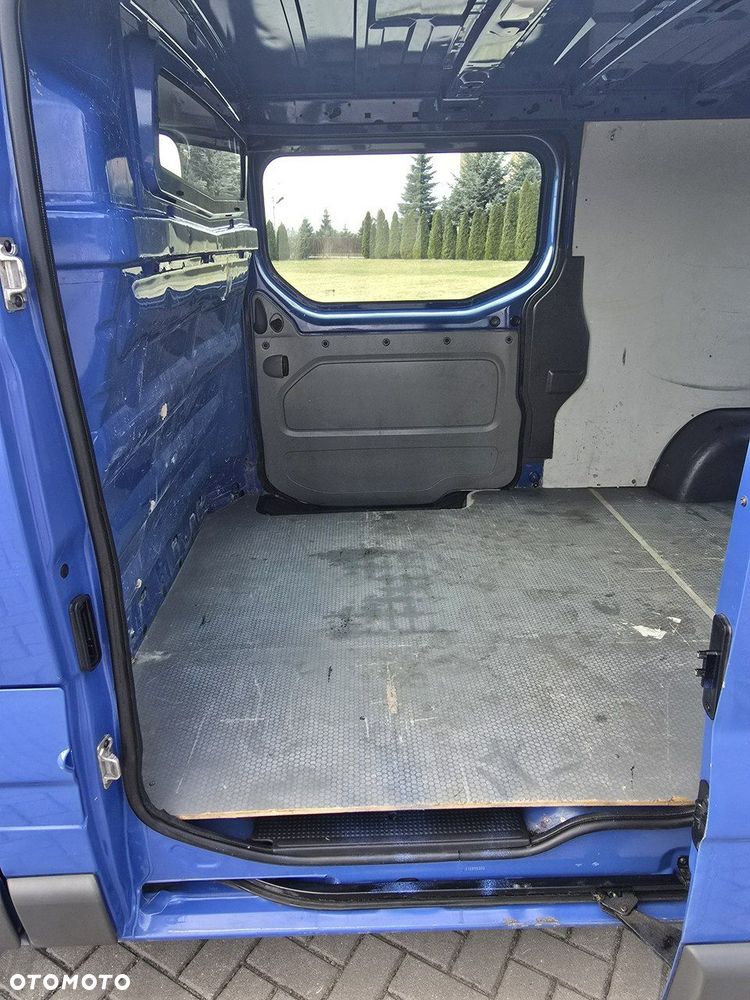 Opel Vivaro - 13