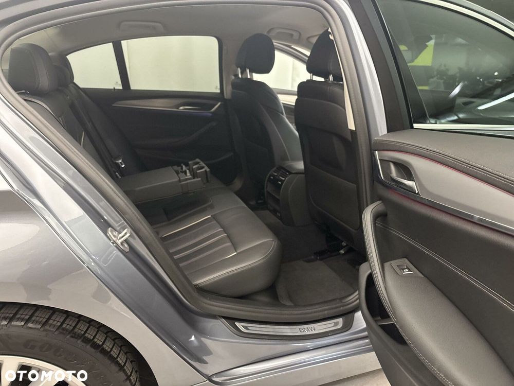 BMW Seria 5 - 21