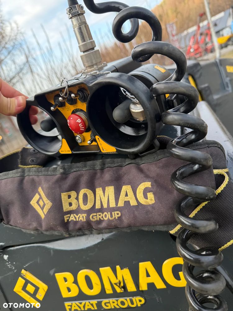 Bomag BMP 8500 Walec Łamany Okołkowany 1,6 tony Sterowany z Pilota radiowo zdalnie lub na Kabel! Silnik Kubota 3cyl. Jak Nowy Sprowadzony z Norwegii 2016r Do wykopów. Grubość kołków jak w Nowym walcu z salonu! Stan PERFEKT w Pełnym Oryginale! - 18