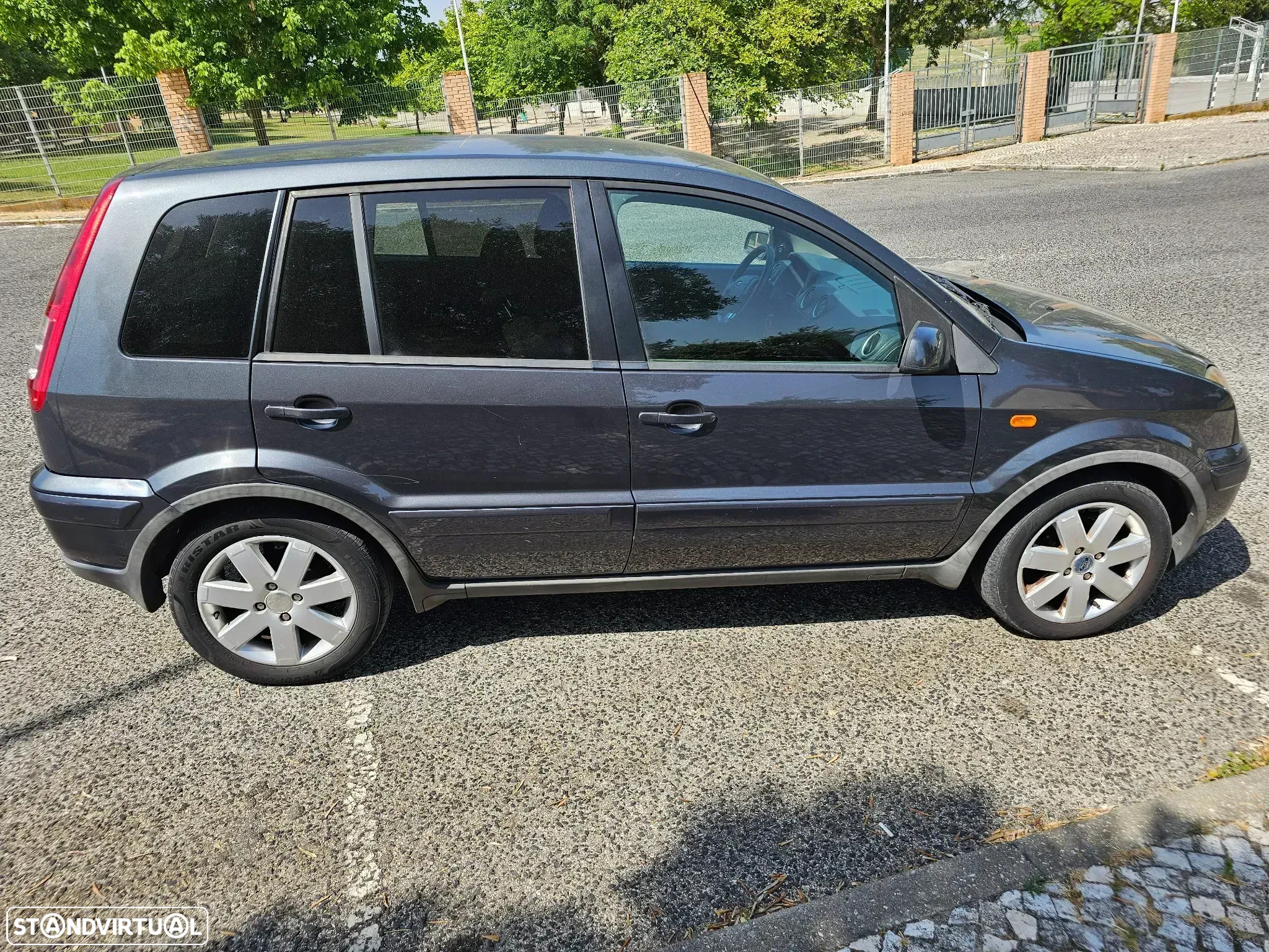 Ford Fusion 1.25 Trend - 12