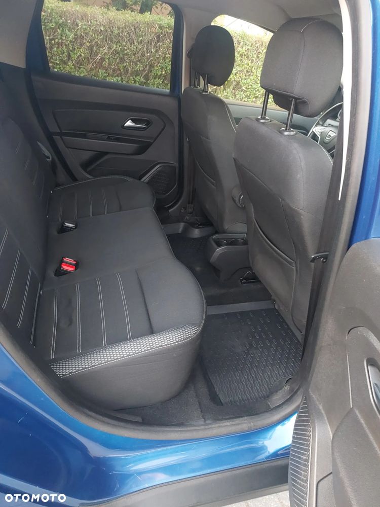 Dacia Duster 1.0 TCe SL Celebration - 11
