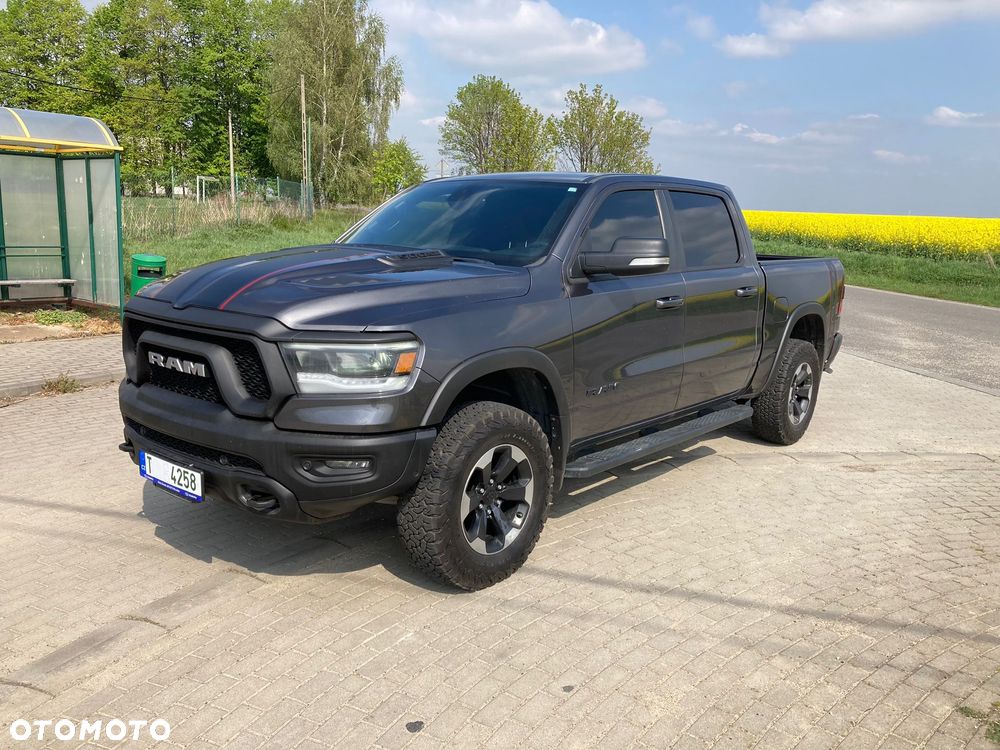 Dodge RAM 5.7 4x4 - 5