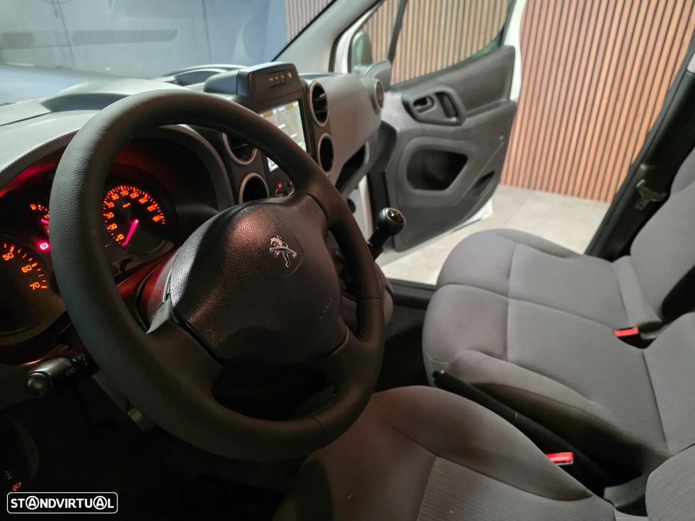 Peugeot Partner 3lugares 1.6 HDI - 9
