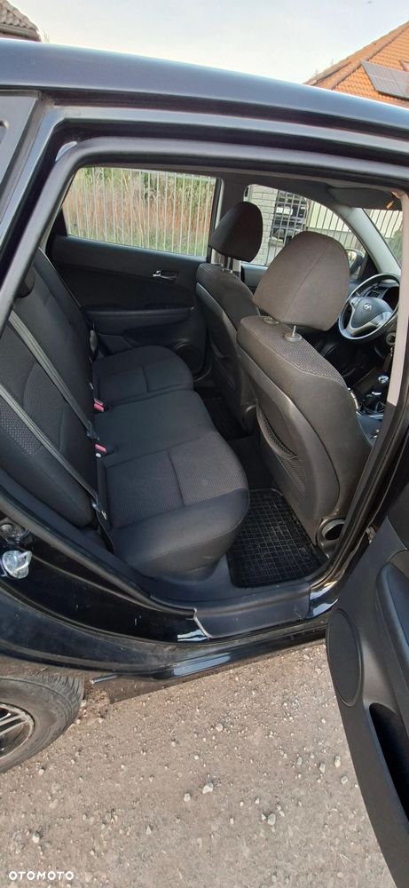 Hyundai i30 1.4 Classic + - 6