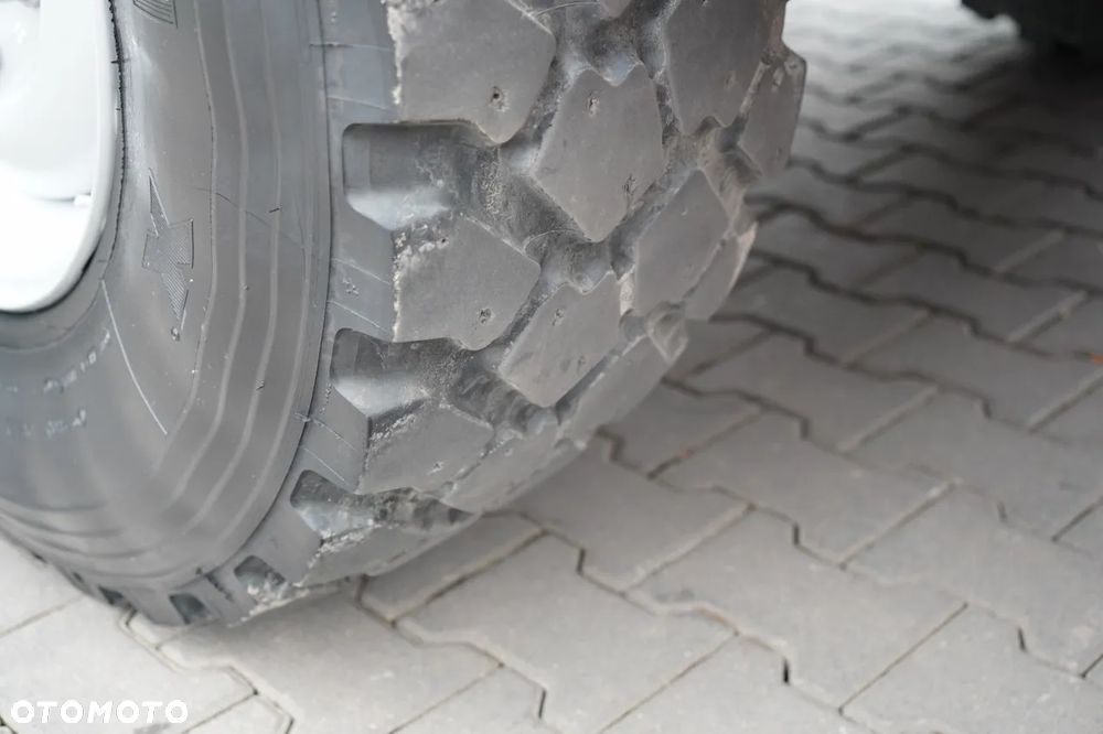 Mercedes-Benz UNIMOG  U300 / 4X4 / WYWROTKA 3 STRONNA / PŁUG / KOMUNALNY / HYDROZŁĄCZA / EPS + SPRZĘGŁO - 24