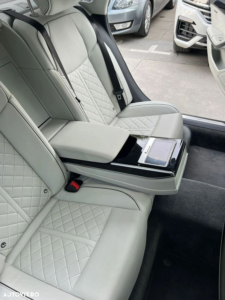 Audi A8 - 9