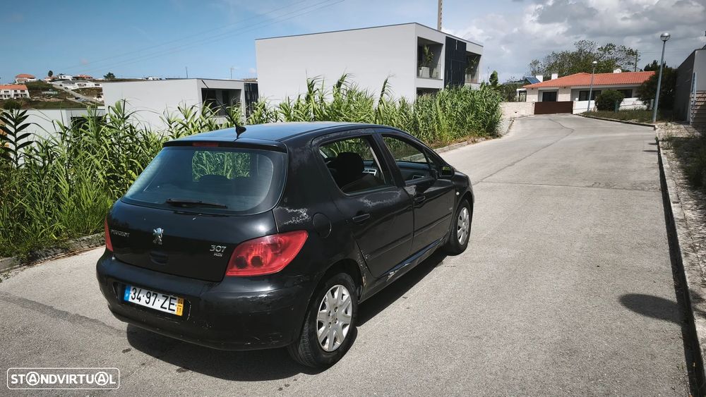 Peugeot 307 1.4 HDi Navtech - 4
