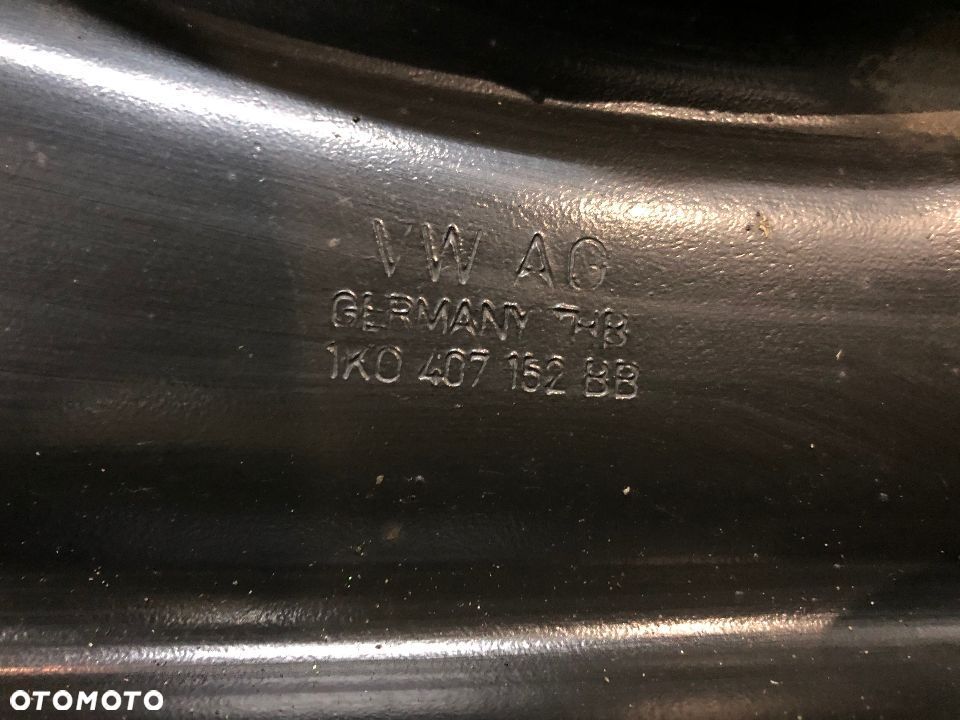 VW VOLKSWAGEN CADDY III 1.6 TDI 10-15 WAHACZ LEWY PRZÓD - 7