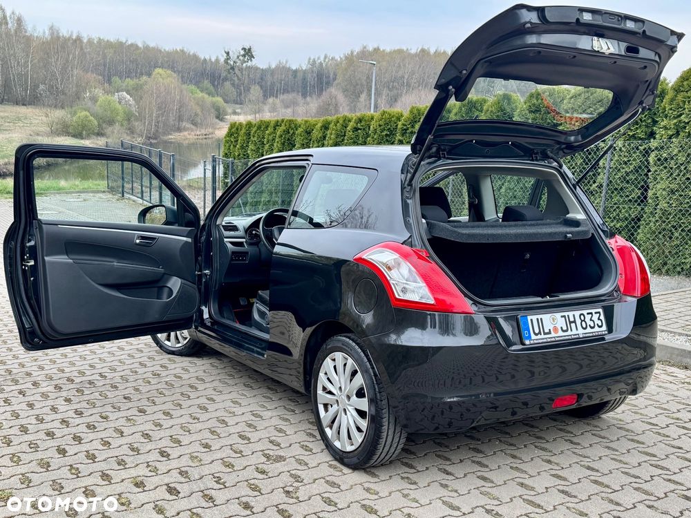 Suzuki Swift 1.2 - 30