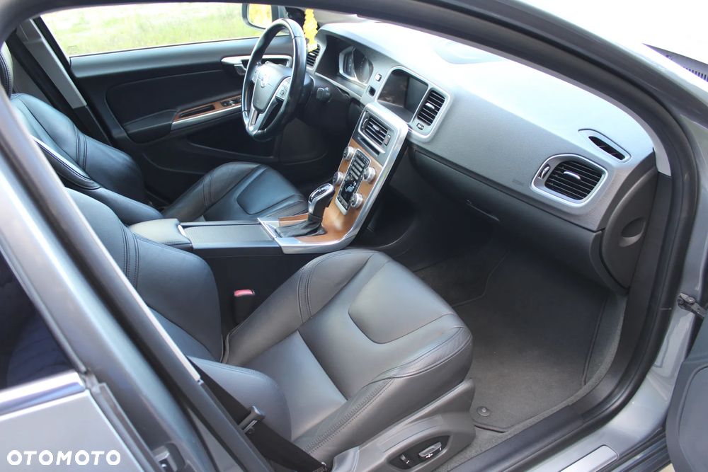 Volvo S60 - 9