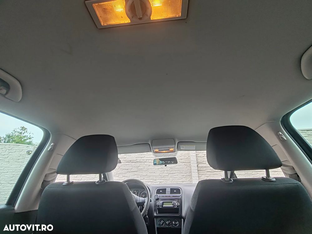 Volkswagen Polo - 8