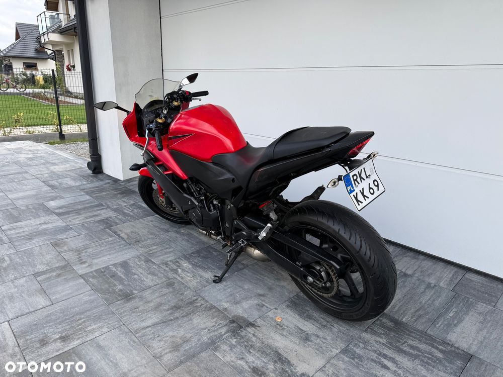 Honda CBR - 3