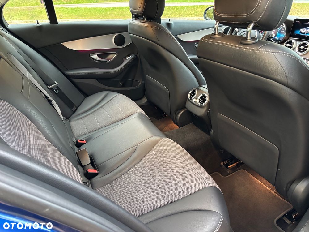 Mercedes-Benz Klasa C 200 d 9G-TRONIC - 12