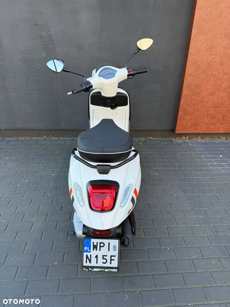 Vespa Sprint - 2