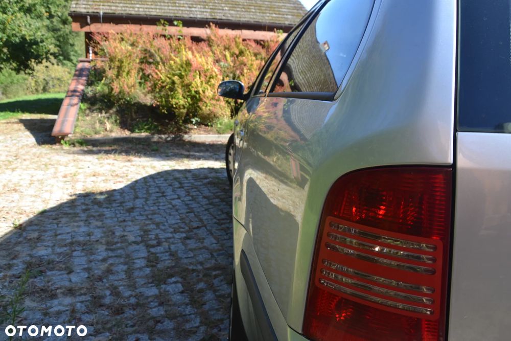 Skoda Octavia 1.6 Tour - 16