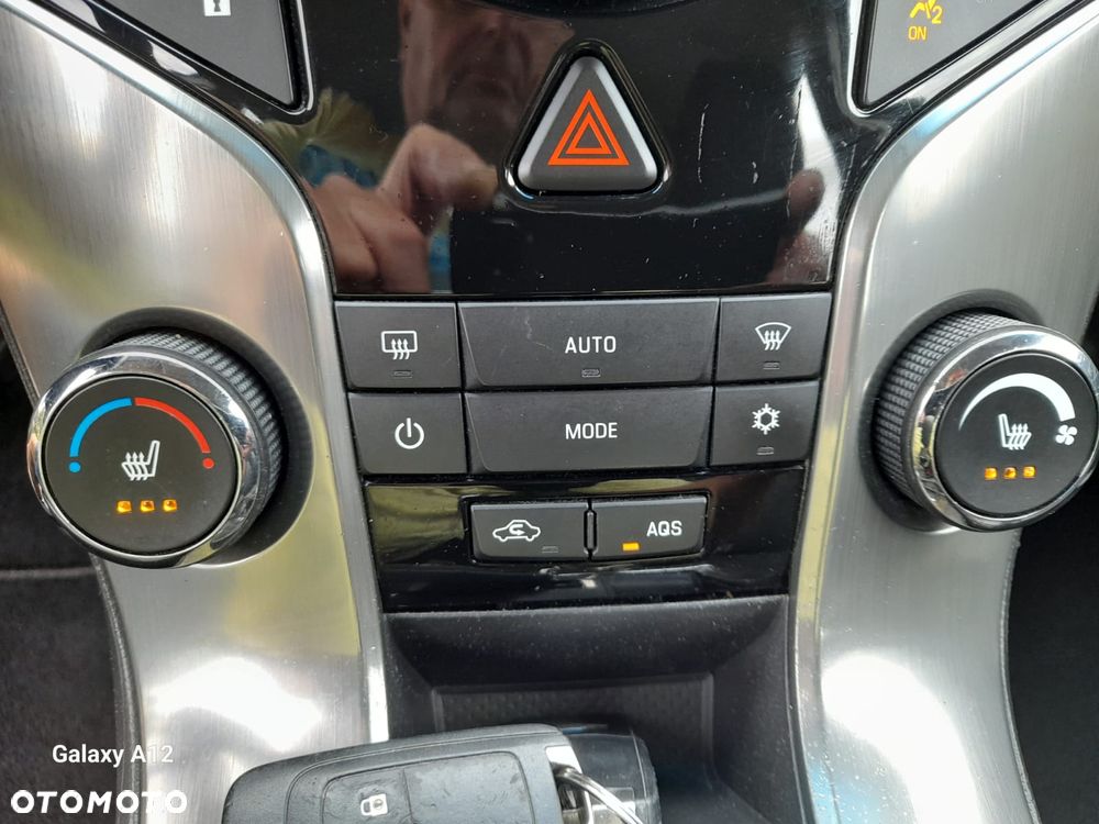 Chevrolet Cruze 1.4 T LTZ - 15