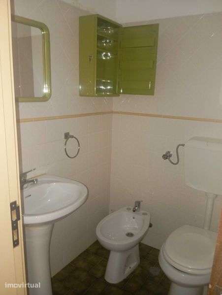 Arrenda-se apartamento T4 no centro da vila de Condeixa-a-Nova - Grande imagem: 5/12