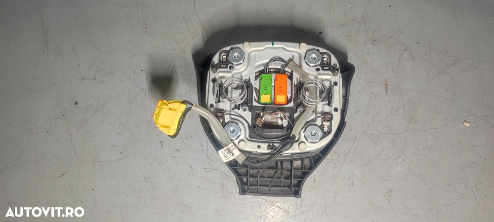 Airbag volan volkswagen vw passat b6 cod 3C0880201AC - 3
