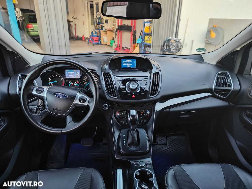 Ford Kuga 1.5 EcoBoost 4WD Titanium - 10