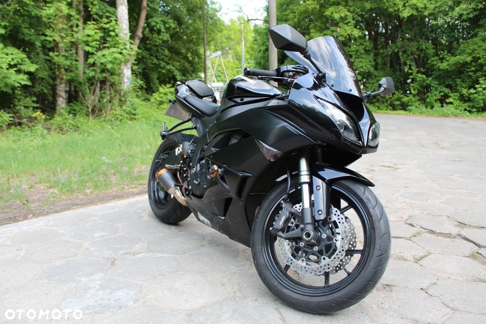 Kawasaki ZXR - 16