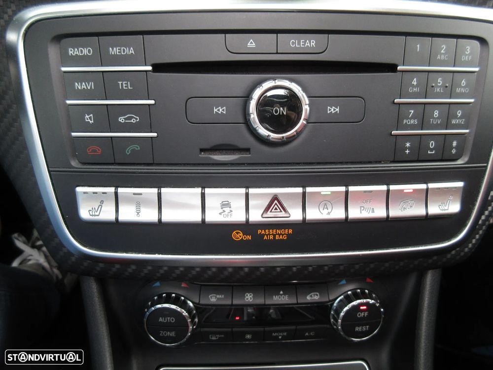 Mercedes-Benz A 45 AMG 4-Matic - 52