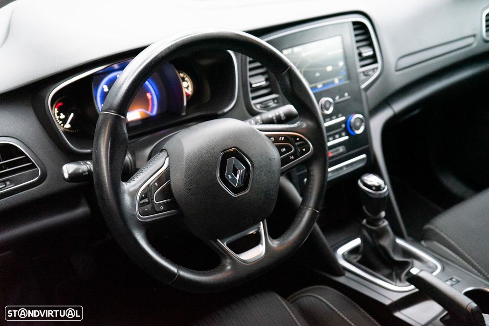 Renault Mégane 1.5 Blue dCi Intens - 5
