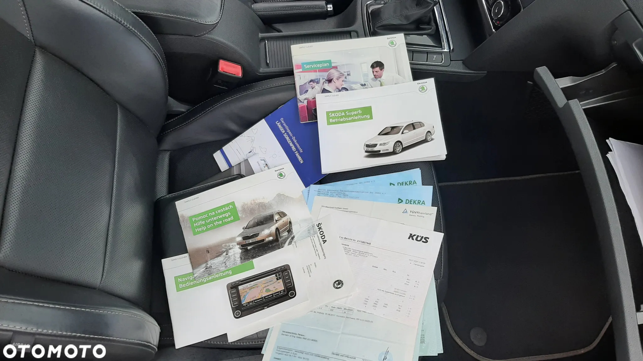 Skoda Superb 2.0 TDI Elegance DSG - 25