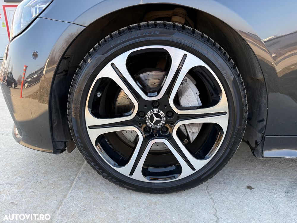 Mercedes-Benz E 220 d - 23