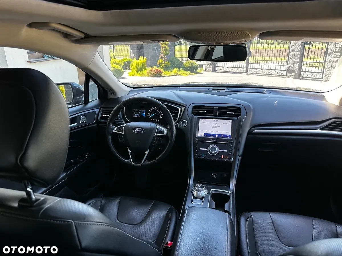 Ford Fusion 2.0 EcoBoost Titanium - 16