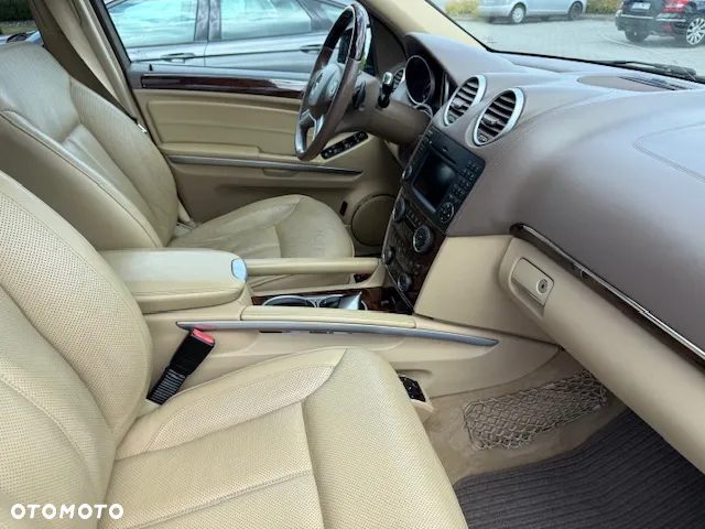 Mercedes-Benz GL 450 CDI - 27