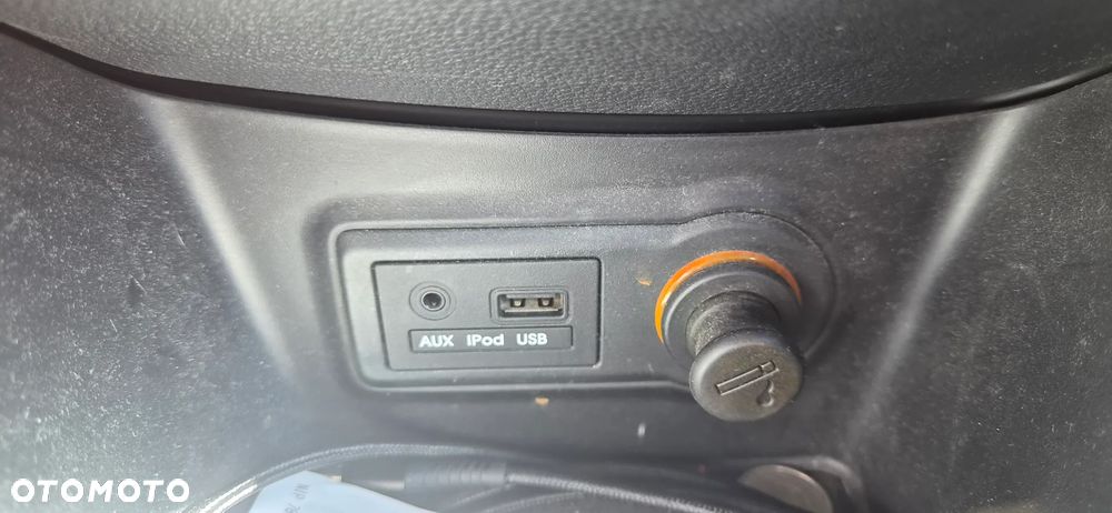 Kia Venga 1.6 M - 8