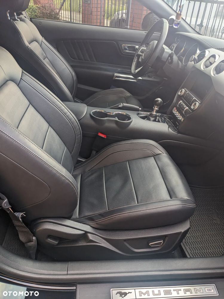 Ford Mustang 5.0 V8 Black Edition - 11