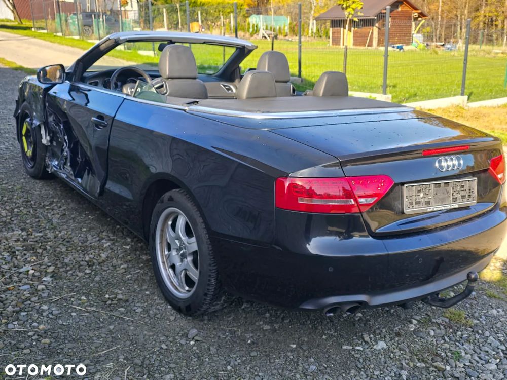 Audi A5 Cabrio 2.0 TDI DPF - 6