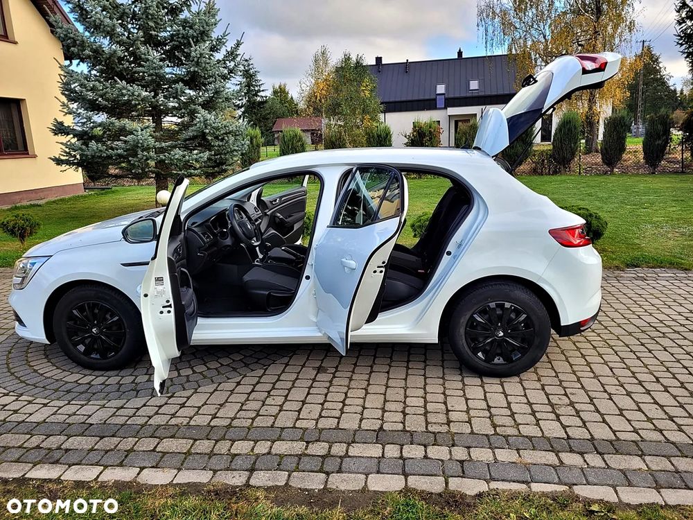 Renault Megane TCe 115 GPF LIFE - 6