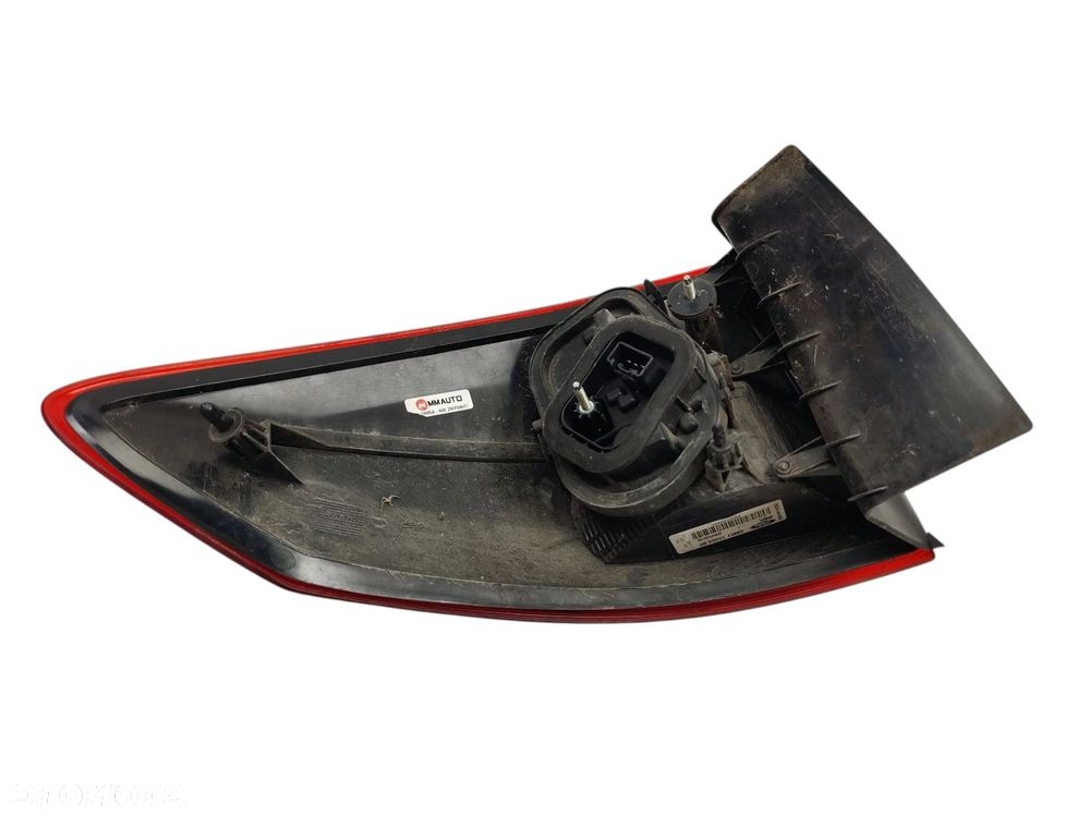 LAMPA PRAWY TYŁ FORD C-MAX MK2 (2010-2015) 1.0 EcoBoost 125KM AM5113404BF - 4