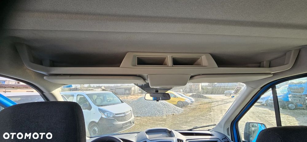 Ford Transit - 12