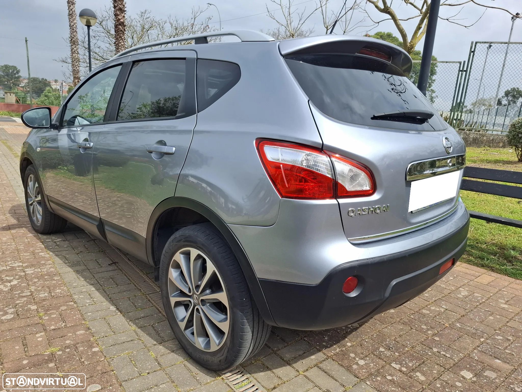 Nissan Qashqai 1.6 dCi Tekna Premium - 1