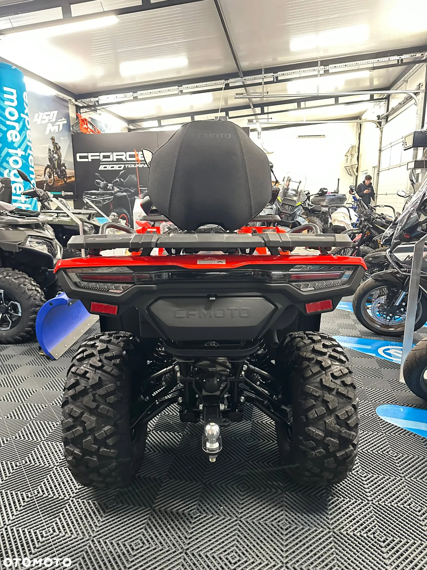 CFMoto CForce - 8