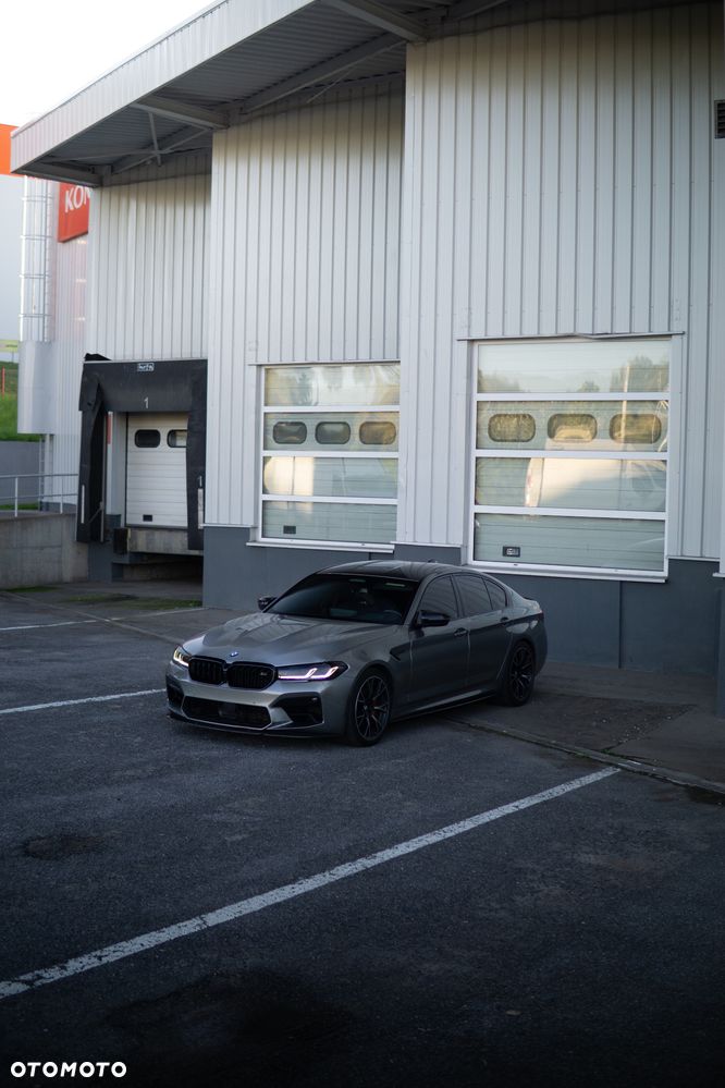 BMW M5 2022 photo 2